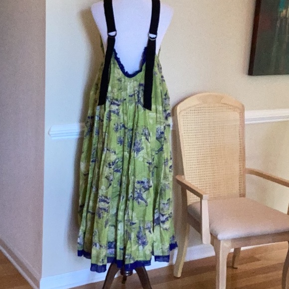 Free People lime green and navy wildlife print low back dress lined w/navy trim - Picture 3 of 15